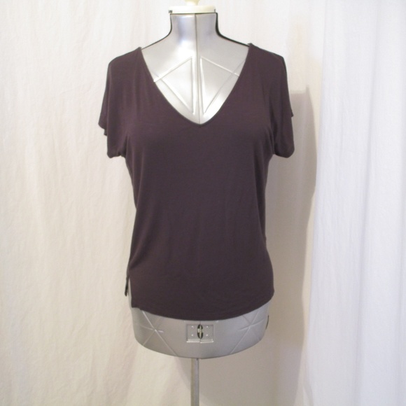 Old Navy Tops - Old Navy Open Back Tee S